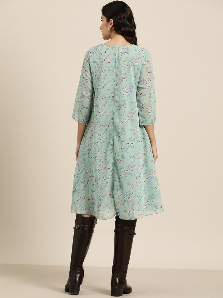 Floral print A line midi dress with 3/4 sleeve