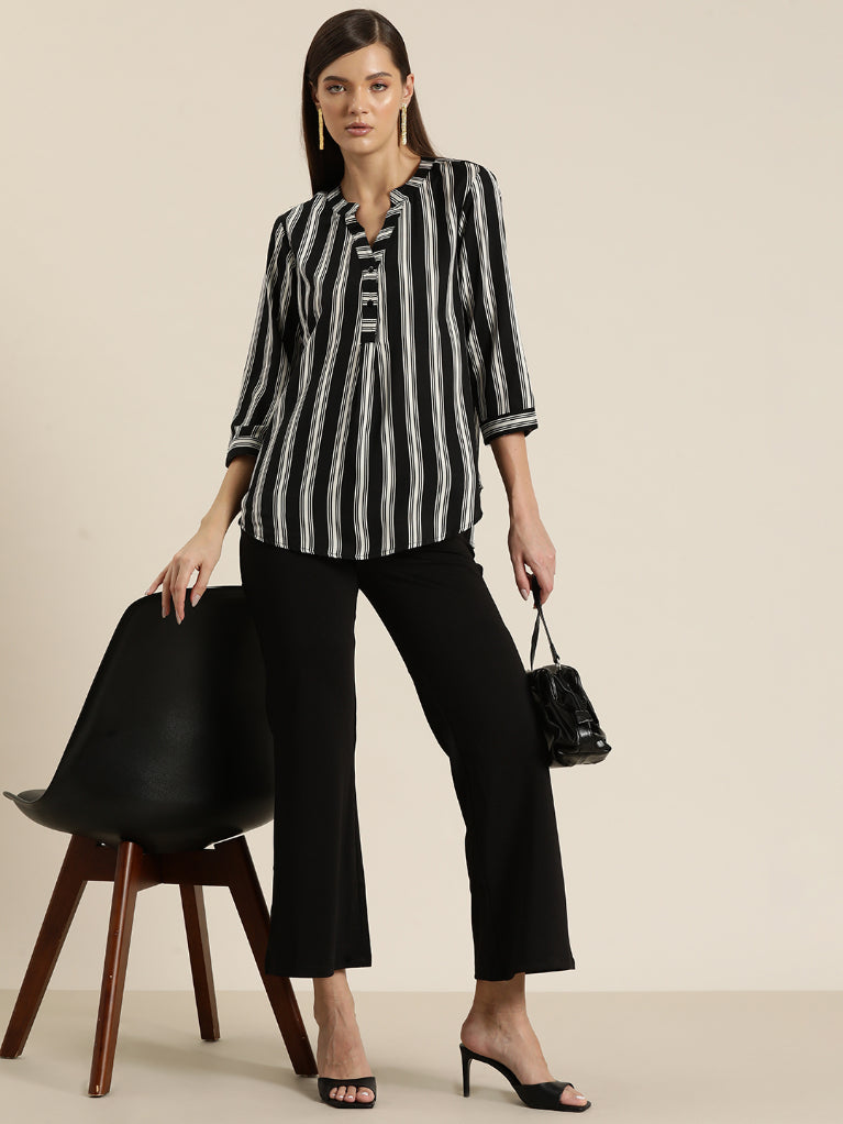 Black crepe half placket shirt