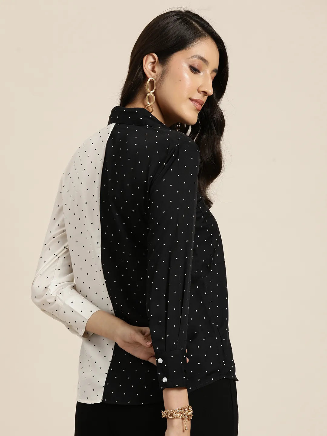 Black and white small polka dott full placket shirt