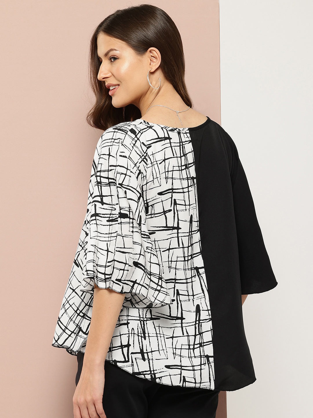 V-Shape Hemline Color Block Kimono Sleeves Top