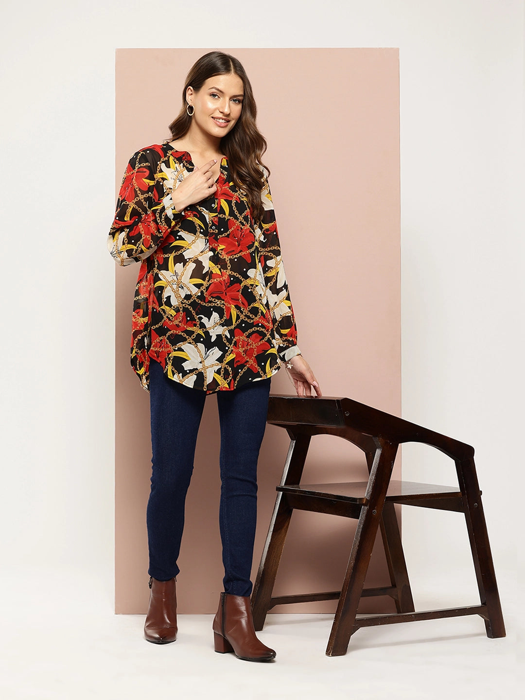 Chain Print half-placket shirt with full sleeves and cuffs