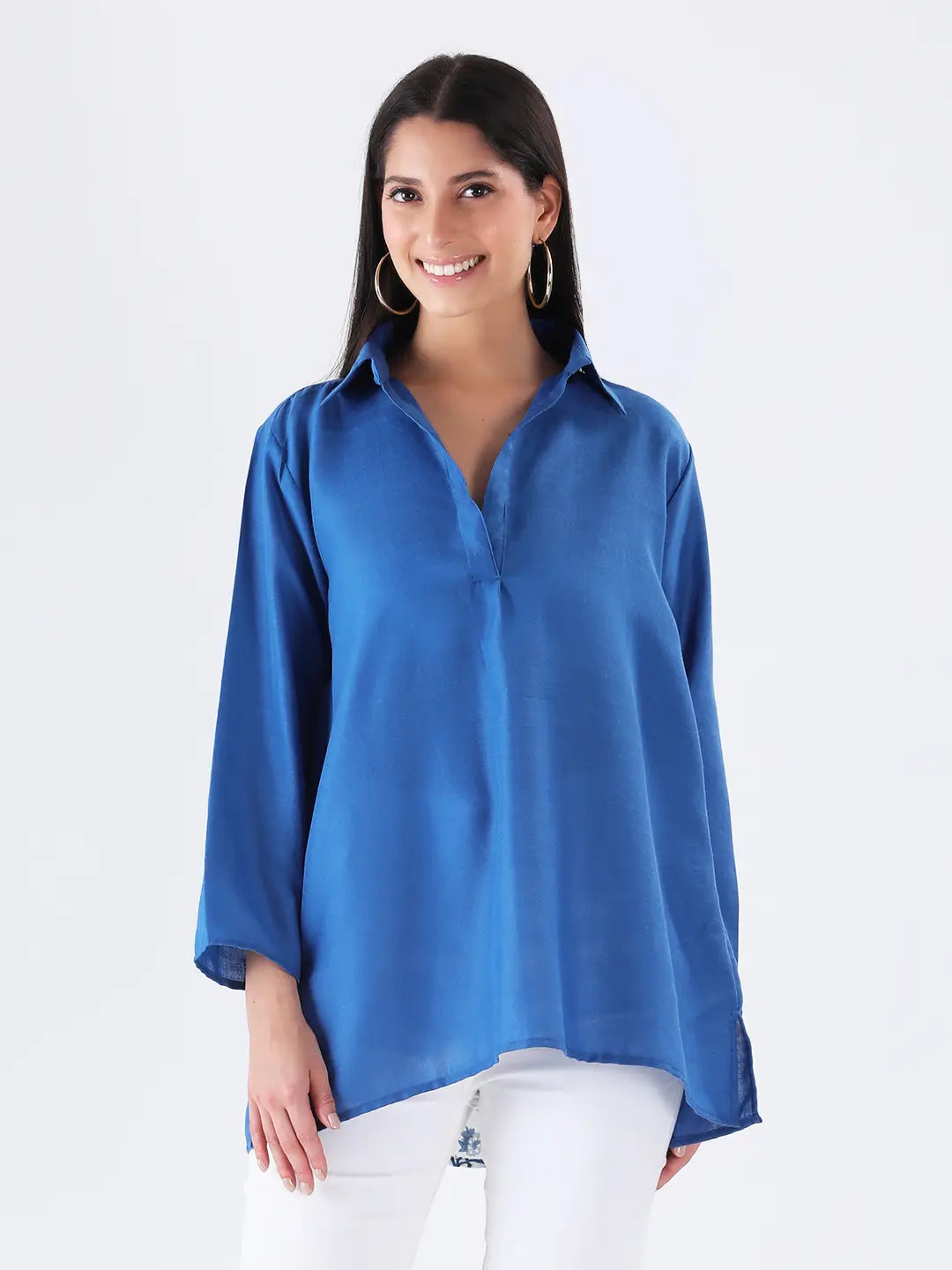 Heather blue half placket shirt with printed pleat in back