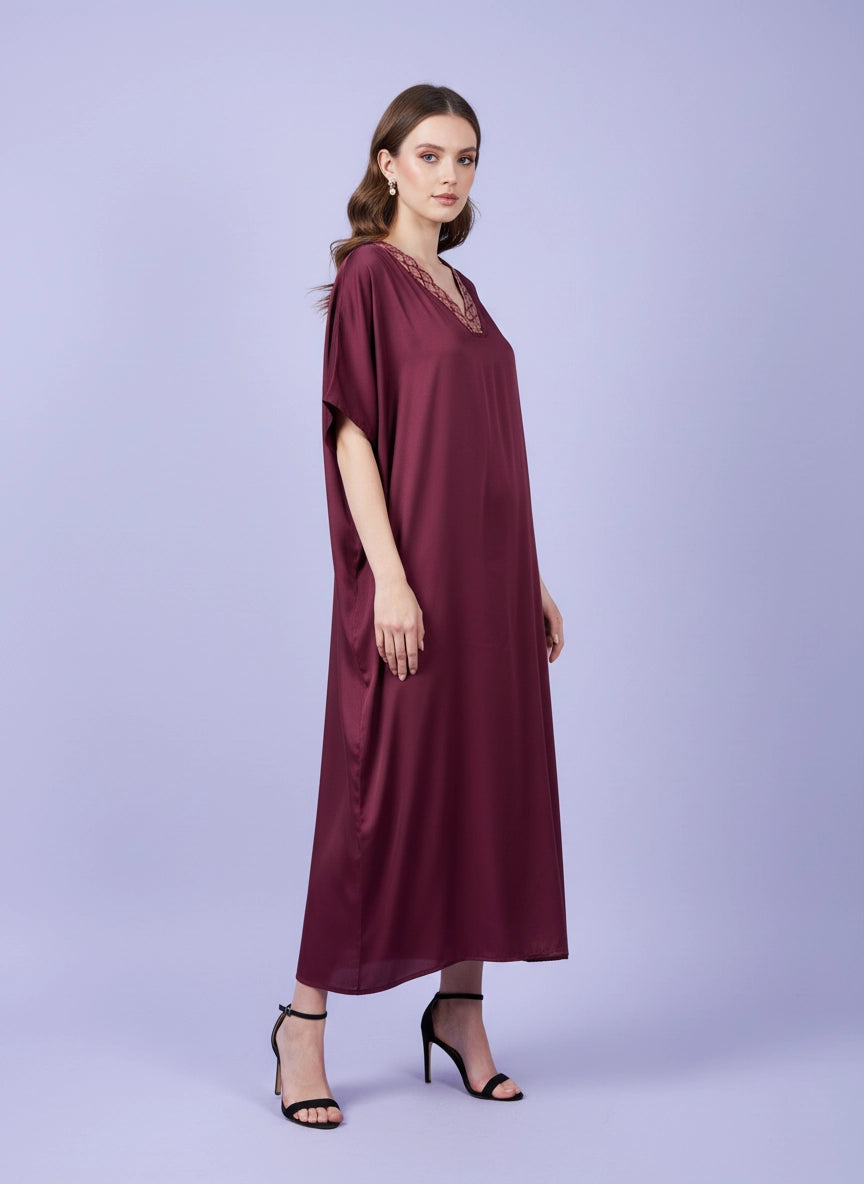Maroon kaftan with brocade detailing in neck
