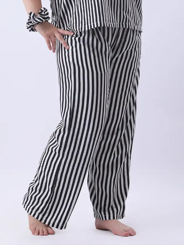 Black striped pant