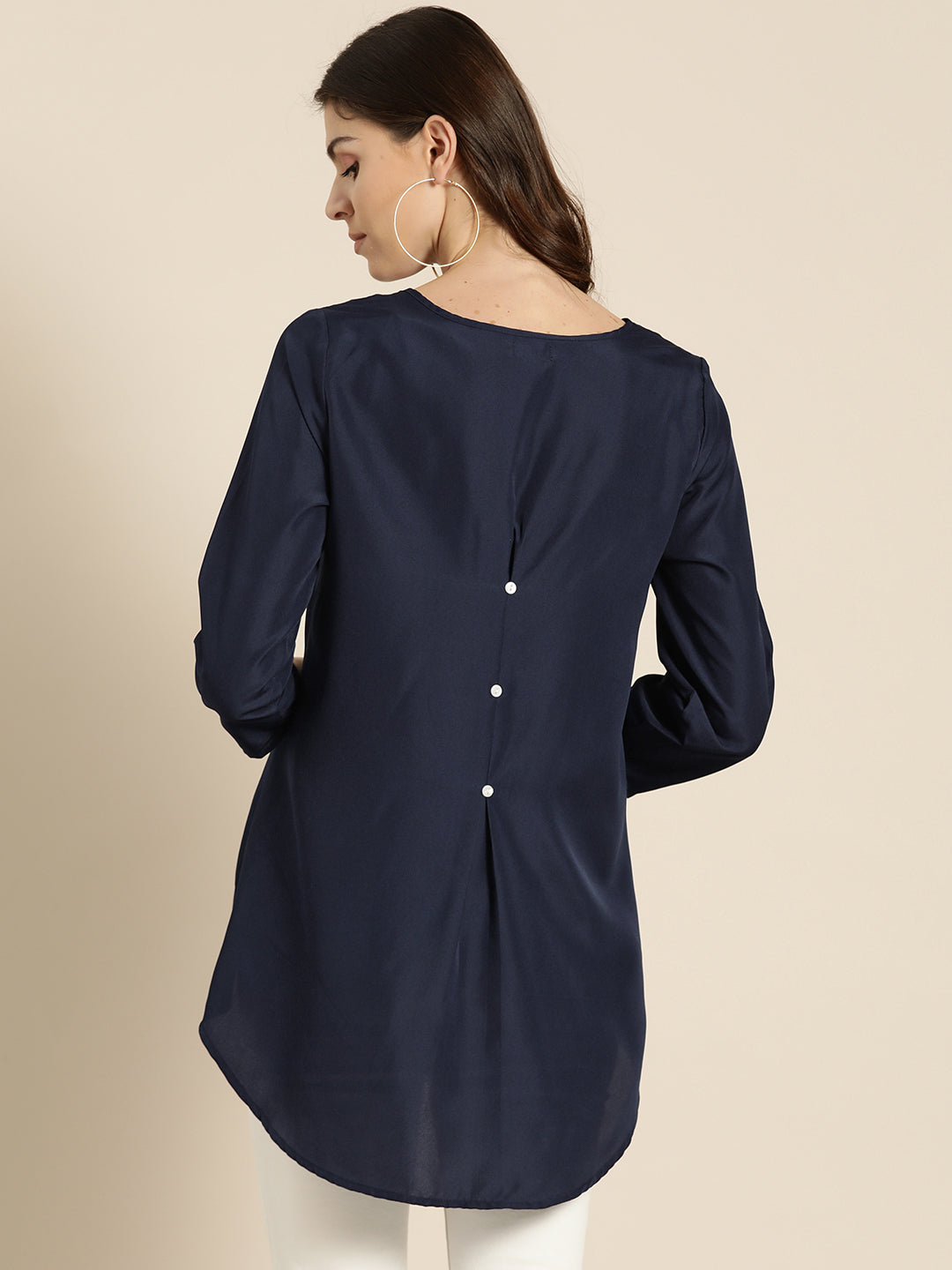 Solid Dark Navy Regular Fit V Neck Three Quarter Roll-up Sleeve Crepe Top
