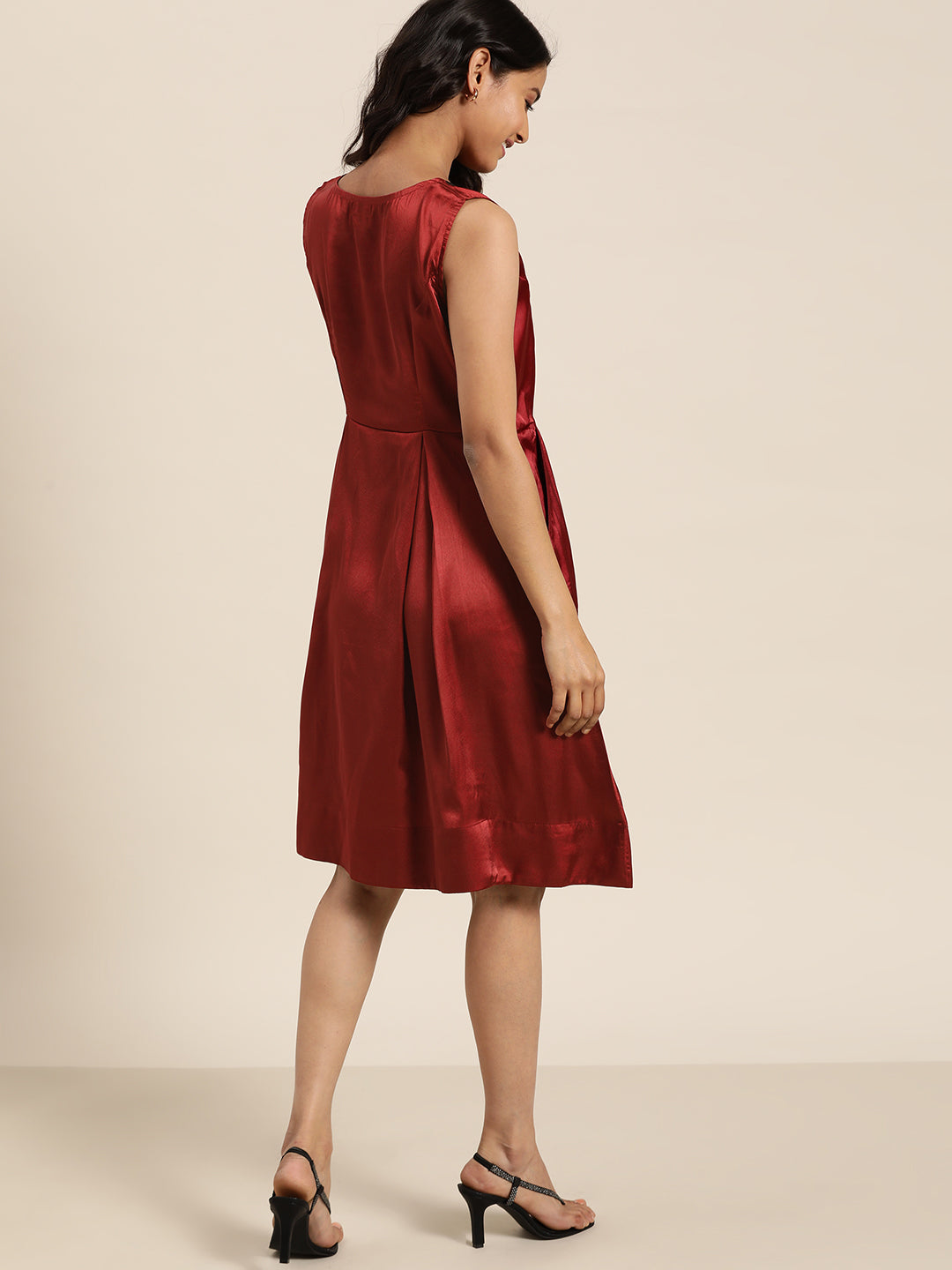 Solid Dark Maroon Slim Fit Round Neck Sleeveless Satin Dress