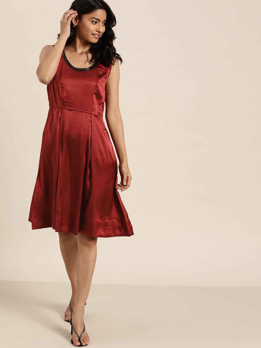 Solid Dark Maroon Slim Fit Round Neck Sleeveless Satin Dress