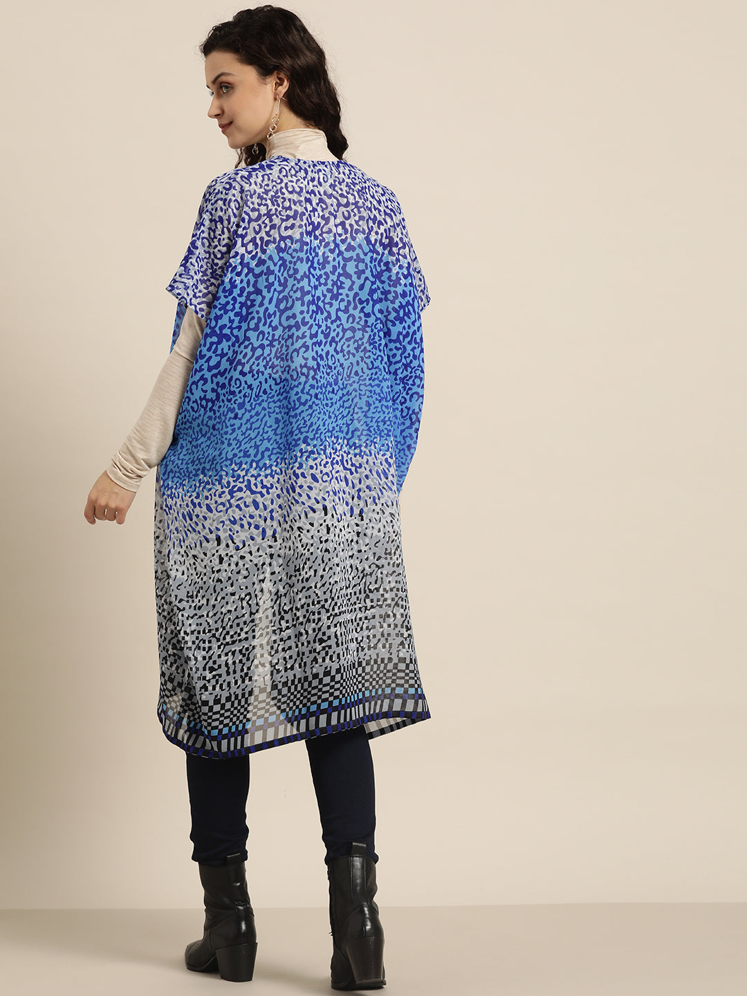 Abstract Bright Blue Relaxed Fit V Neck Elbow Length Georgette Shrug
