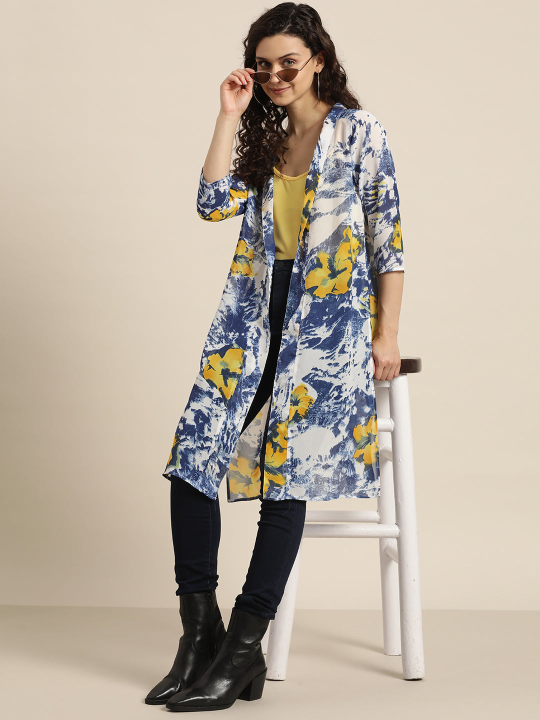 Floral Dark Navy Regular Fit V Neck Three Quarter Georgette Shrug