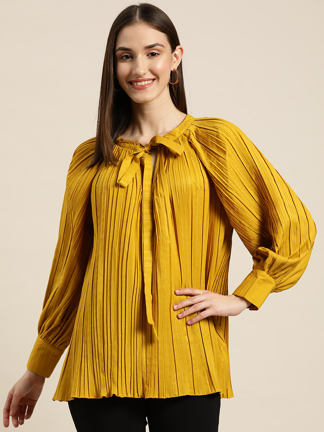 mustud pleated tops