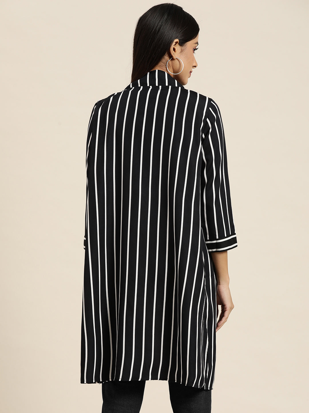 Stripe Dark Black Relaxed Fit V Neck Three Quarter Crepe Shrug