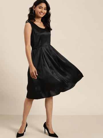 Qurvii Women Black Satin Finish Solid A-Line Dress
