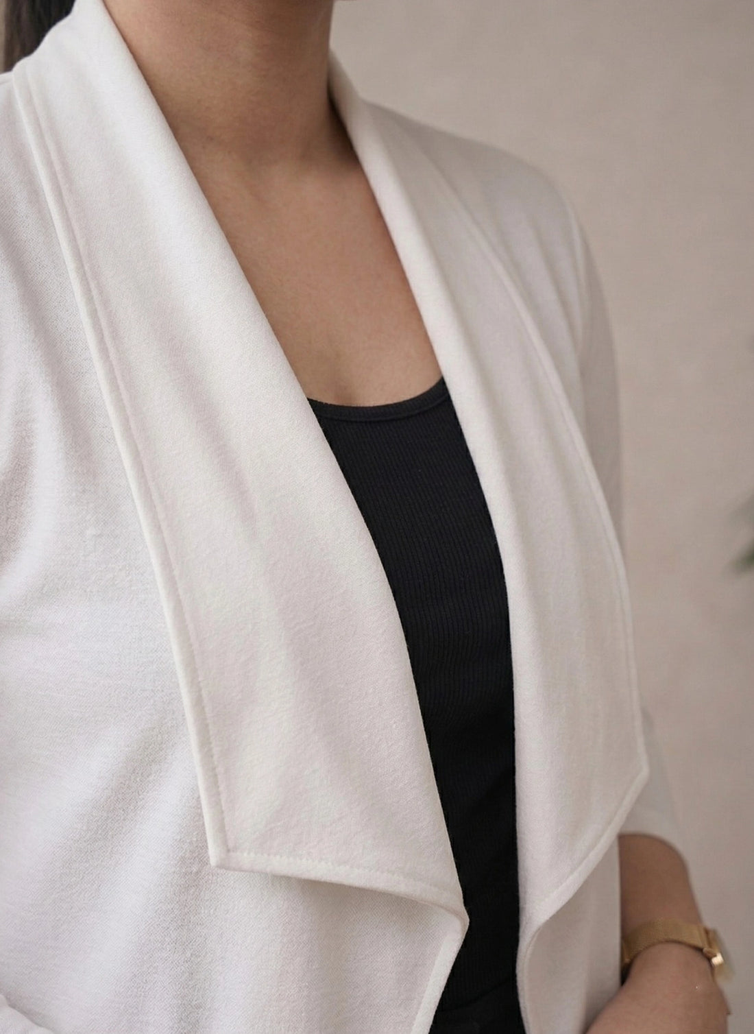 White lycra Shawl Collar Shrug
