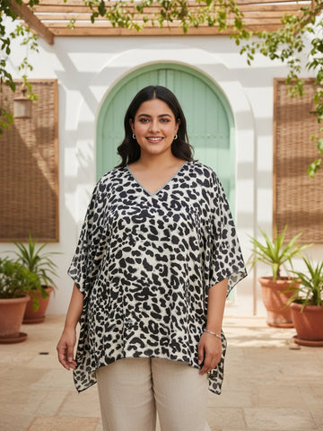 Asymmetrical Hemline Kaftan with Lace Embellishment