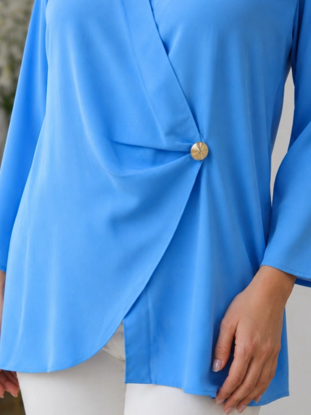 Blue twist-detail wrap top