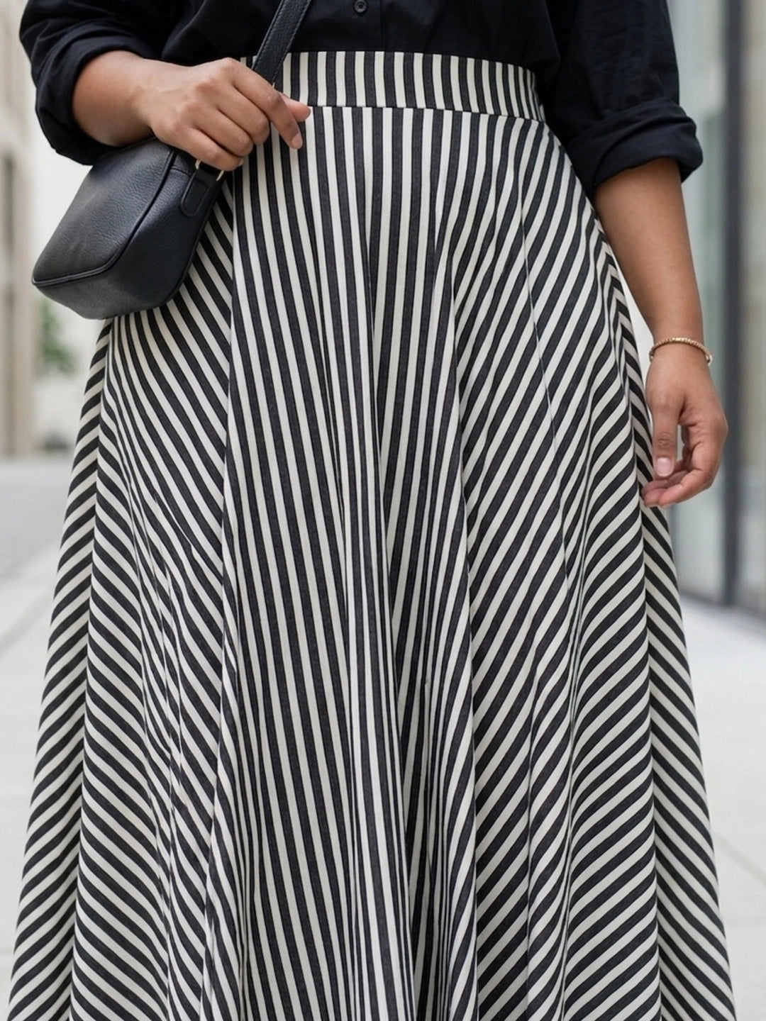 Black stripe A-line skirt