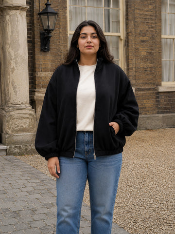 Black fleece balloon jacket