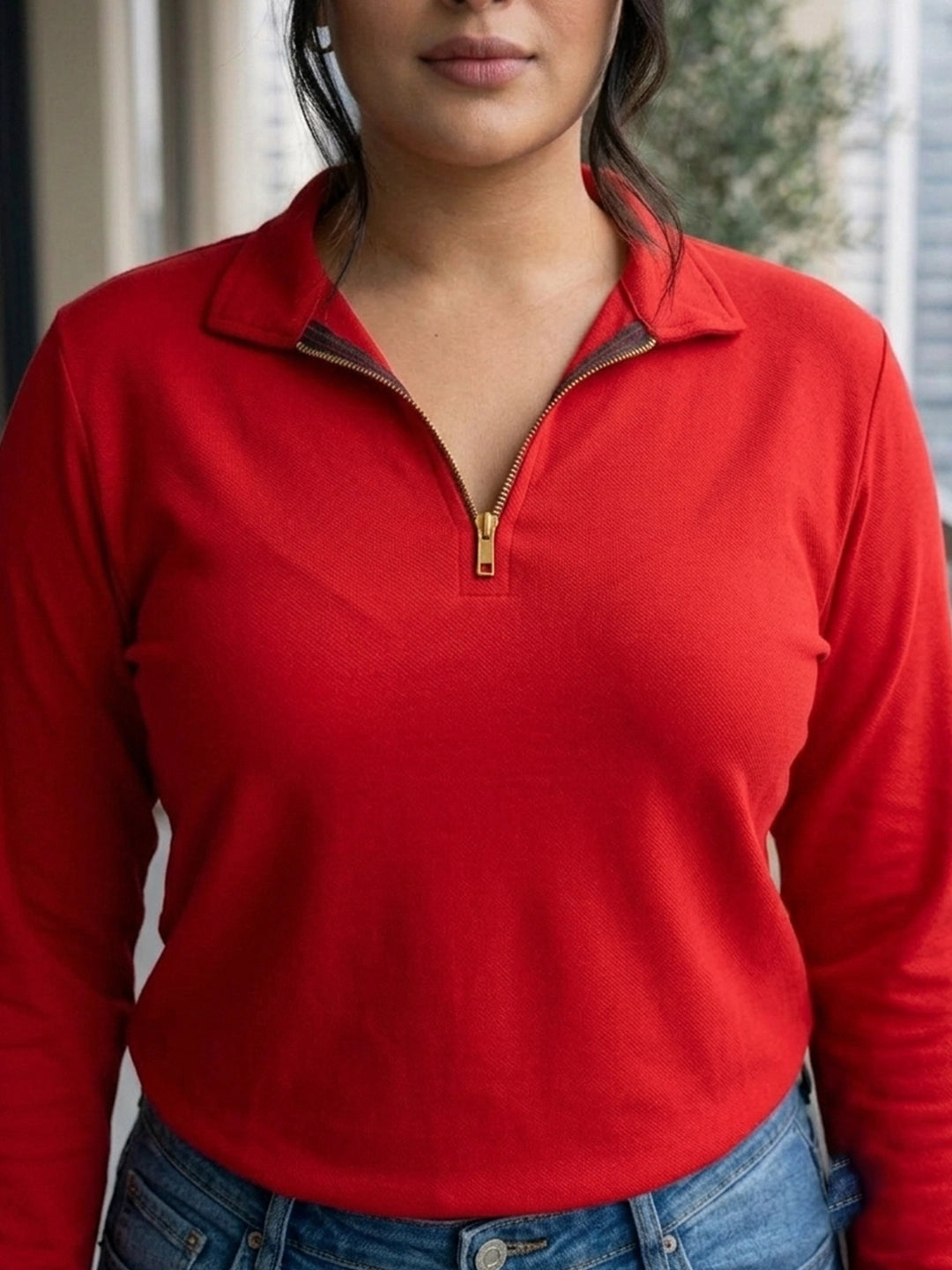 Red lycra half zipper thumbhole top