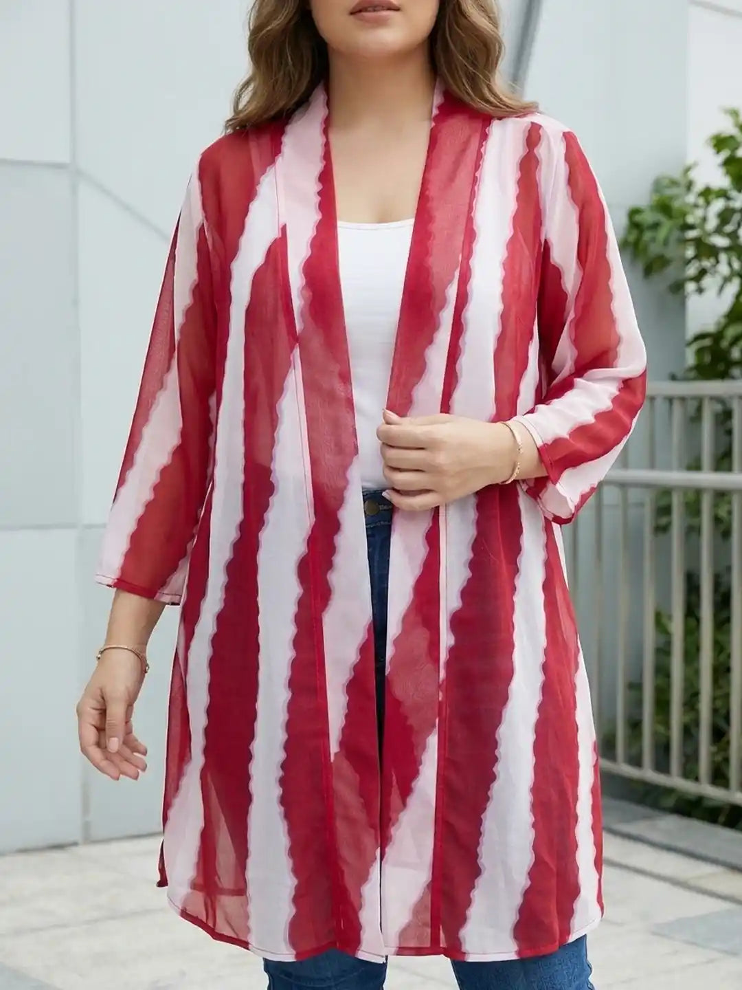 Magenta and white printed shrug