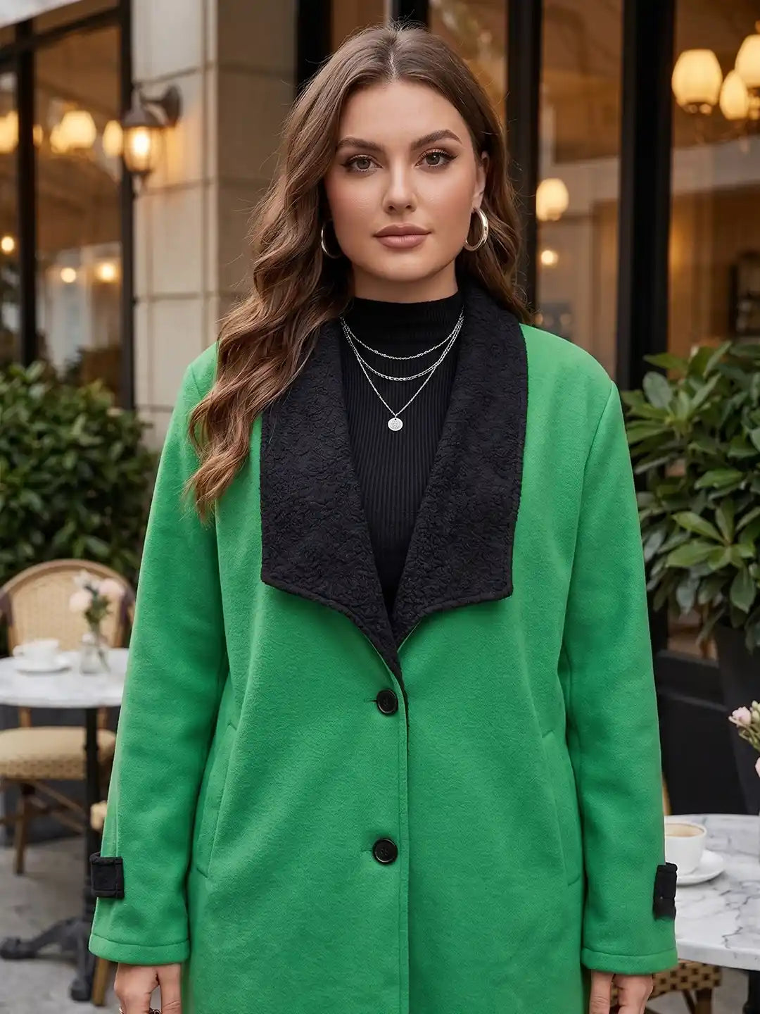 Green long coat with fur collar