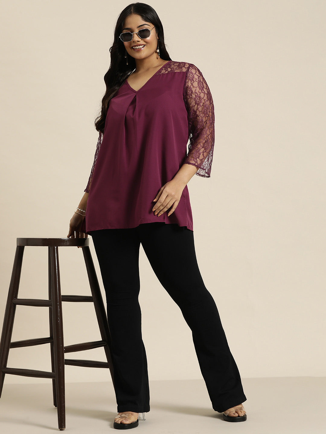 Flowy Wine floral net crepe tunic top
