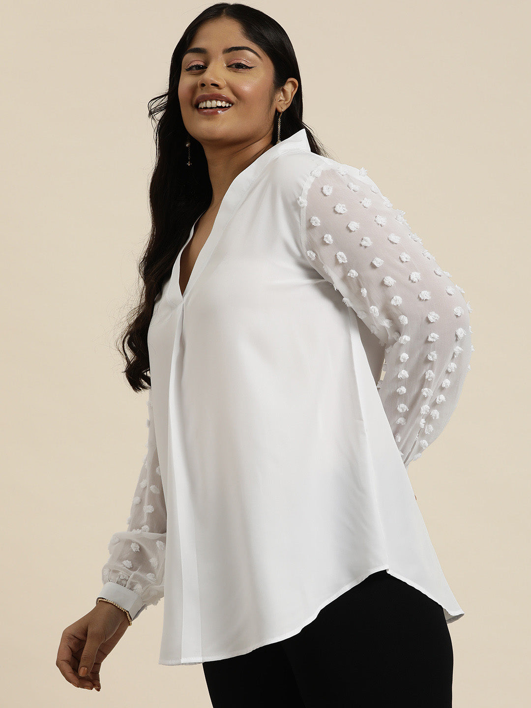 White V-neck Full cuff sleeve top.