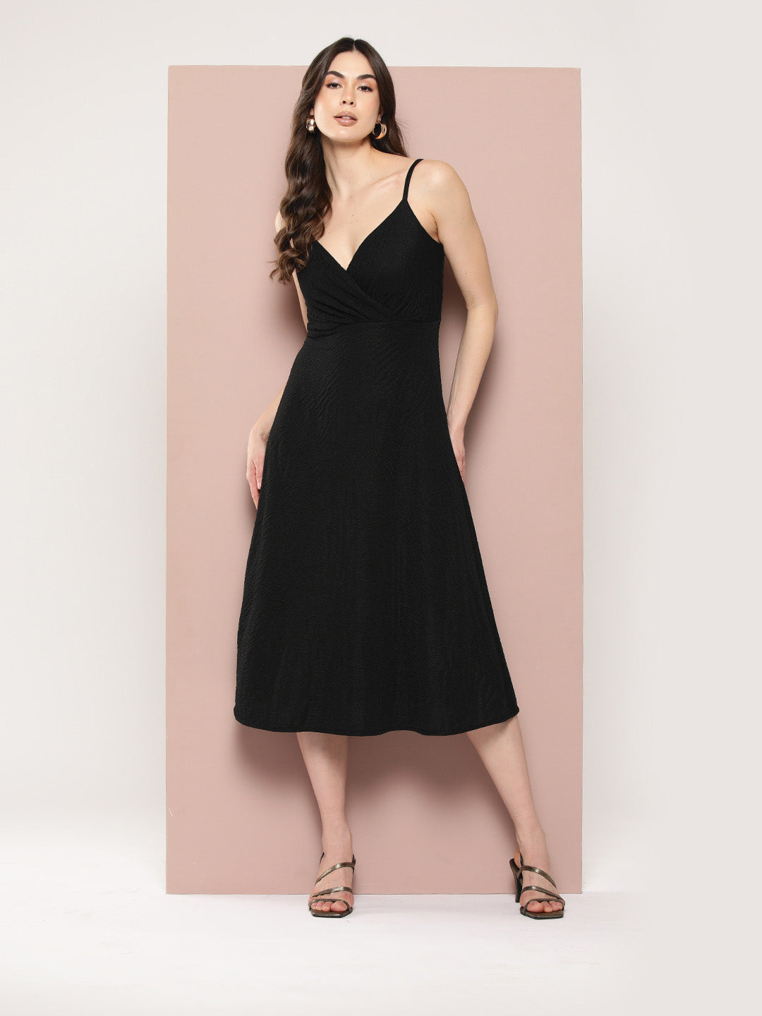 Stylish Black midi dress.