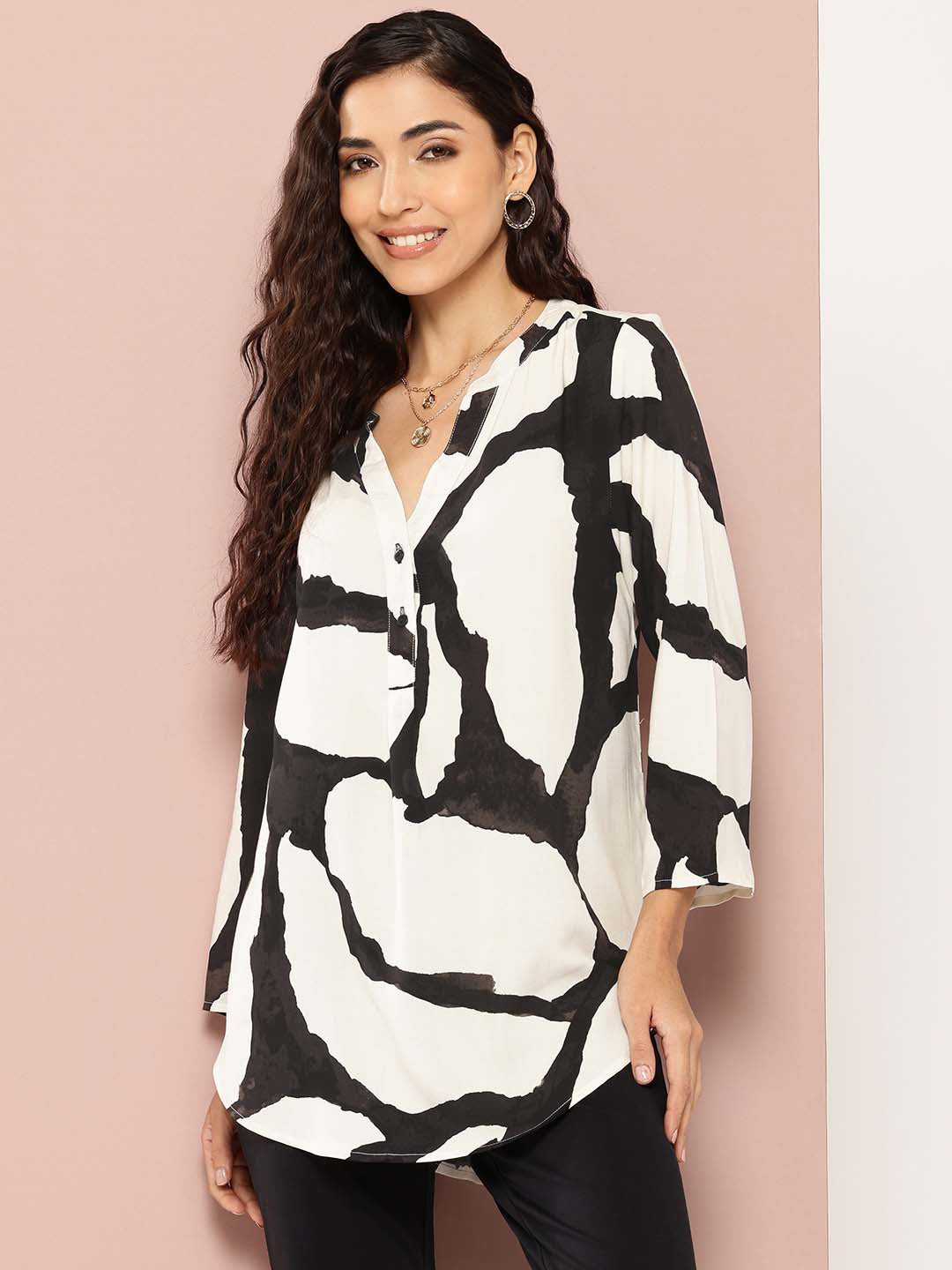 Ivory and black printed rayon half placket and mandarin