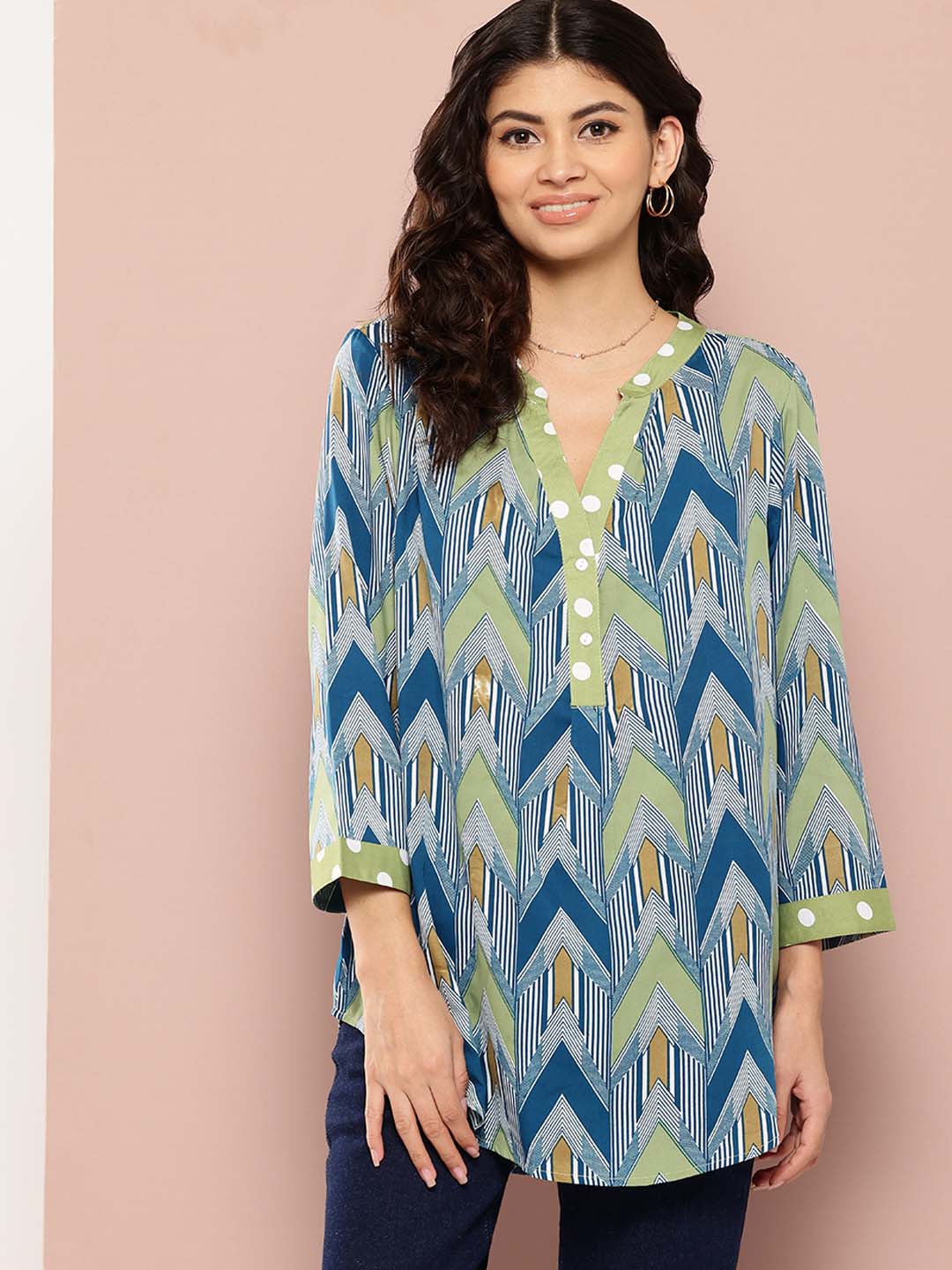 Multi colour geometric print Crepe Shirt