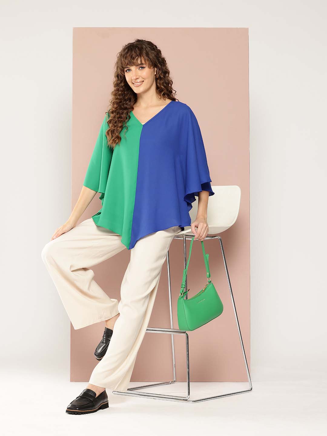 V-Shape Hemline Color Block Kimono Sleeves Top