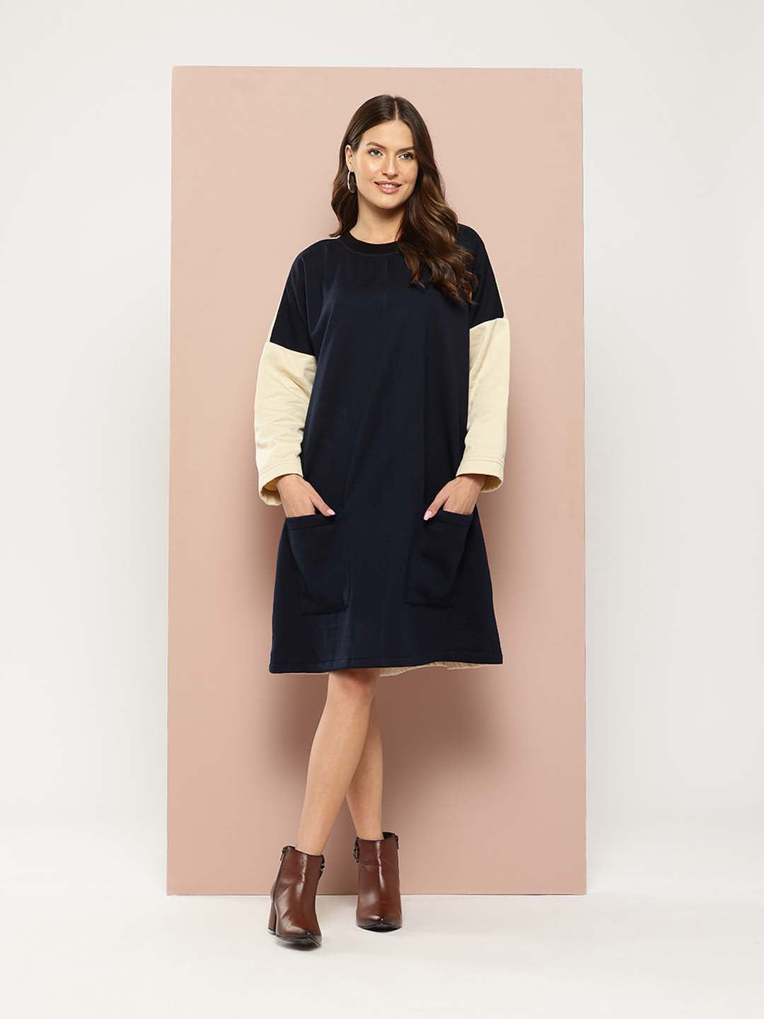 Color-block winter Blue midi dress