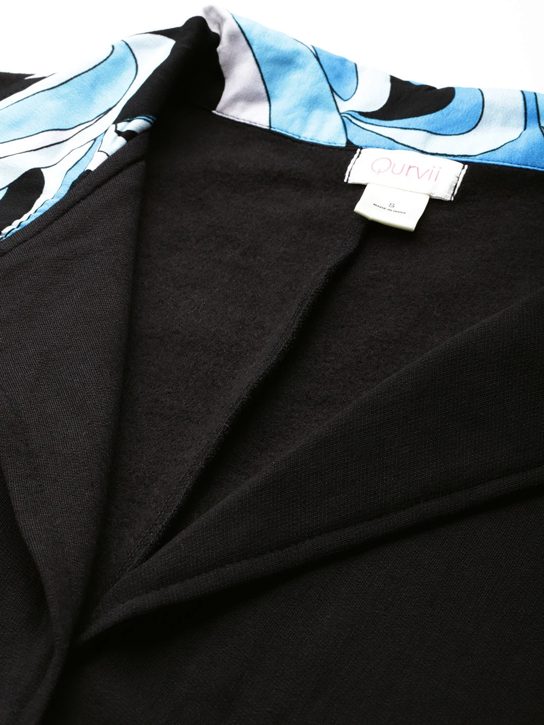 Black fleece long jacket with printed collar