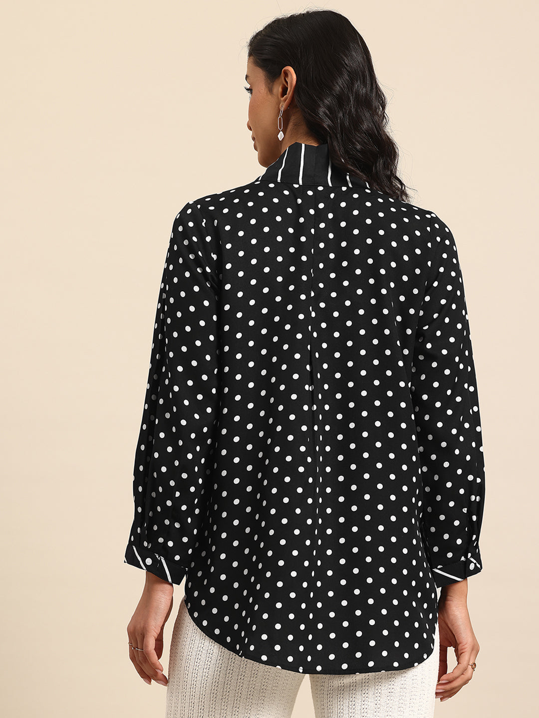 Black & white polka dot V-Neck stripe tie top with full cuff sleeves.