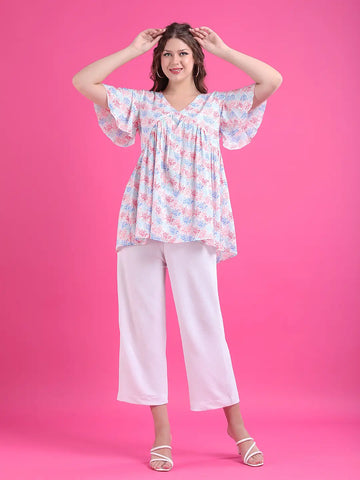 Printed crepe pleated top