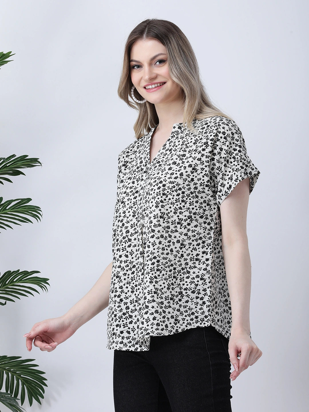 Floral drop shoulder half placket shirt