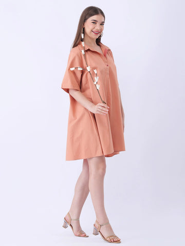 Rust poplin collar dress with contrast inner placket