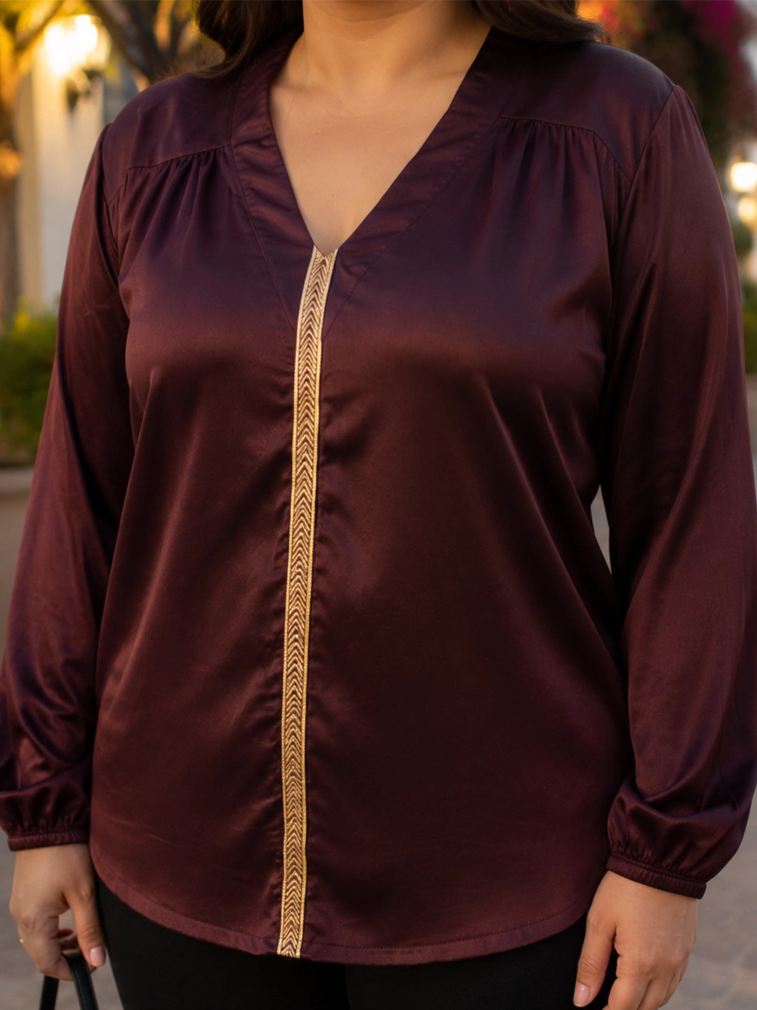 Brown silk blend top with lace embellishment