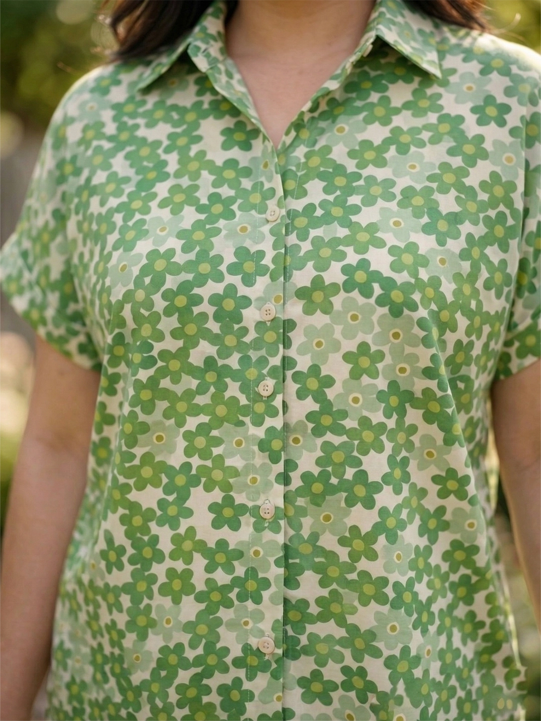 Floral printed crepe drop shoulder shirt