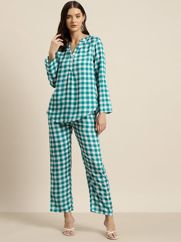 Teal & white check crepe shirt and pant set.