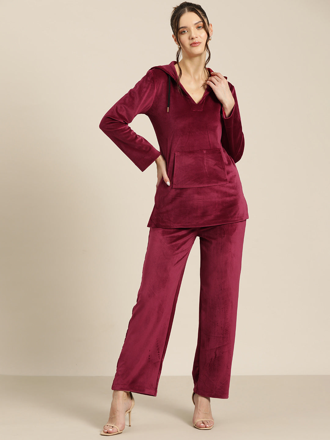 Maroon solid velvet fabric with a front patch pocket. hoodie with co-ord set.