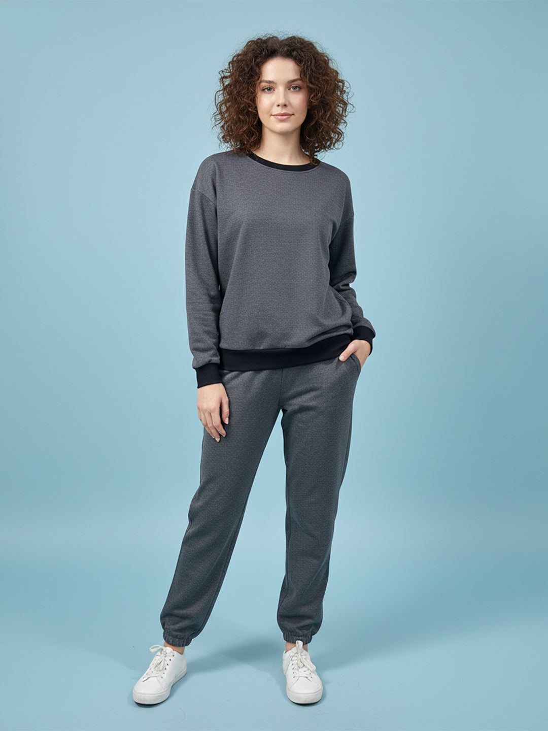 Gray fleece sweat shirt and joggers