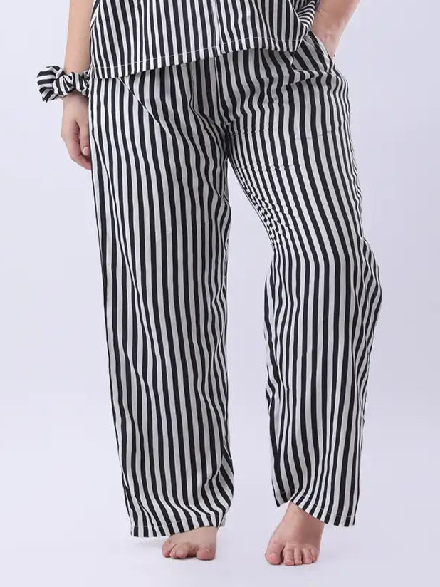 Black striped pant