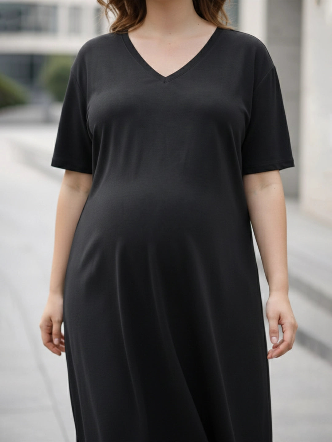 Solid V-neck loose fit dress