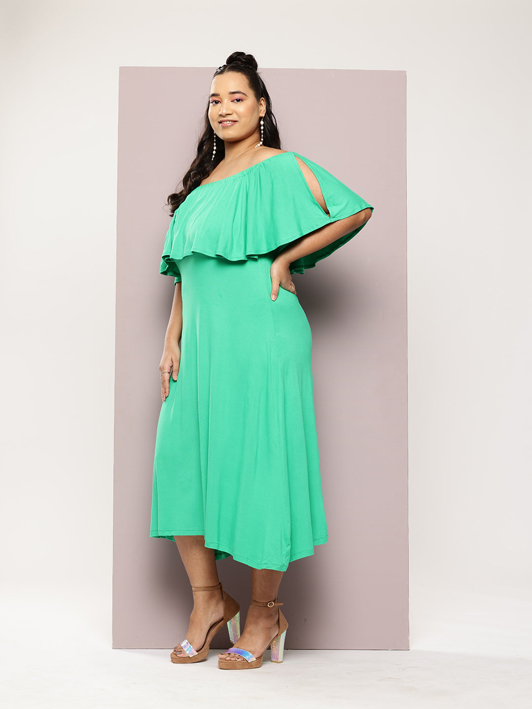 Green Off -shoulder ruffle jersey midi dress