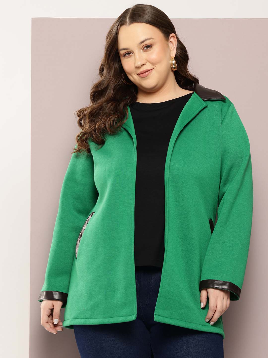 Green long jacket with leather collar