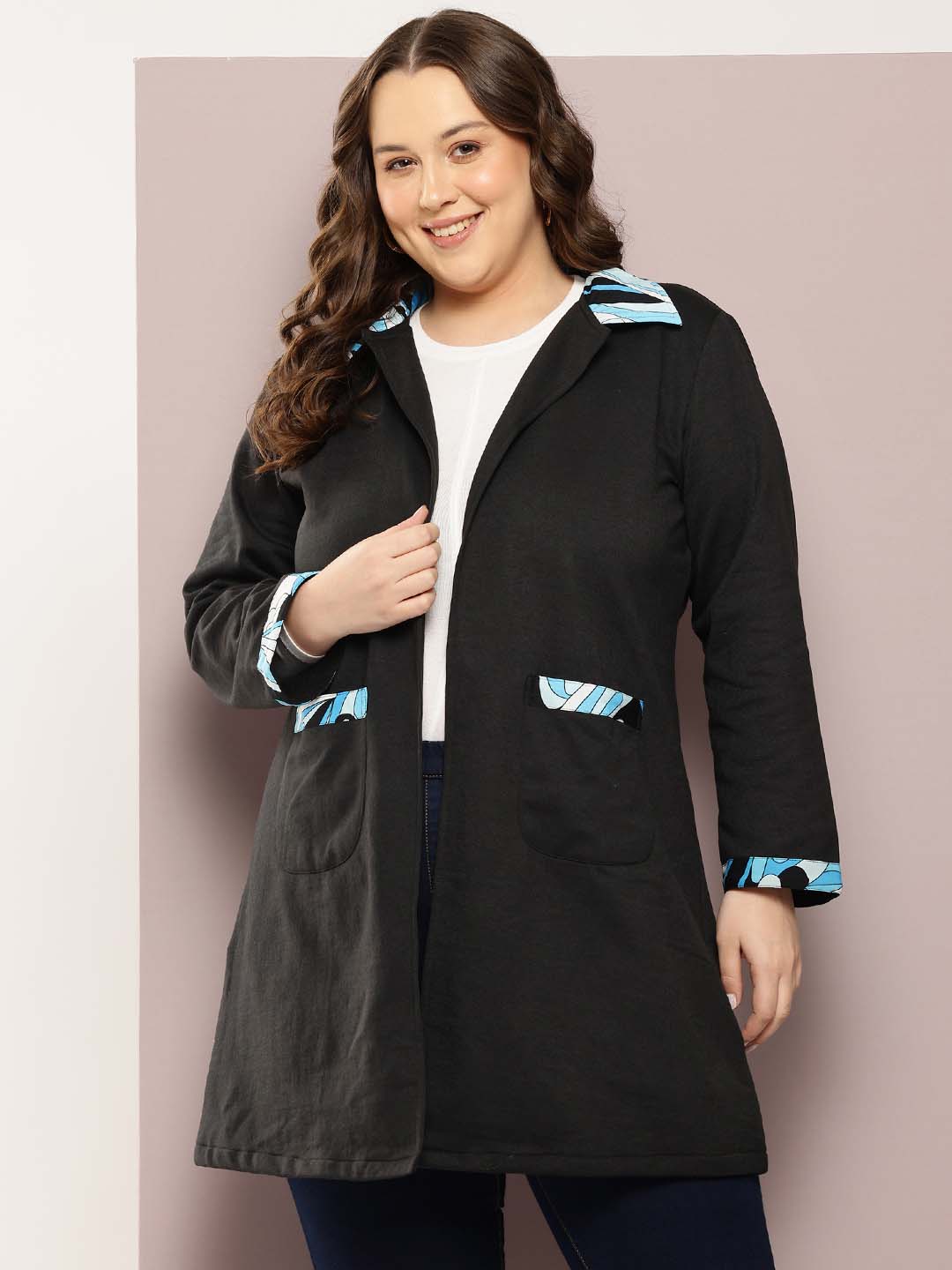 Black fleece long jacket with printed collar