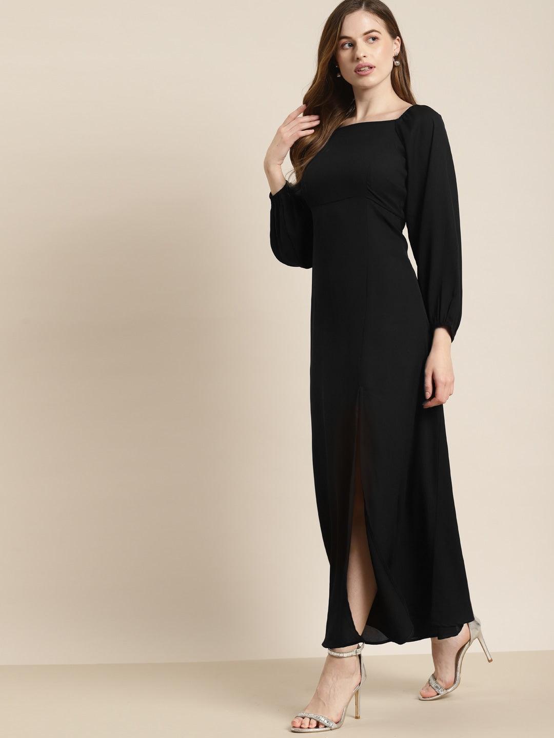 Qurvii Black Solid Maxi Dress with Slit Detail - Qurvii India